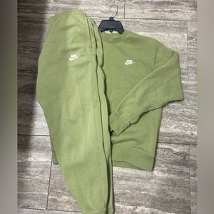 Rare Olive Green Nike Men's Sportswear Club SweatSuit Mens